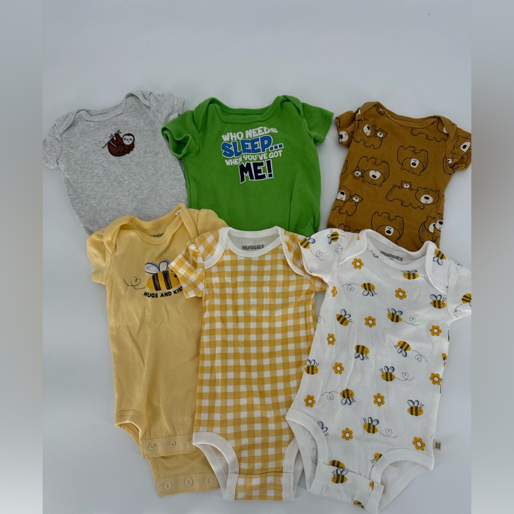 Lot of 6 Baby 0-3 Months Neutral Bodysuit Bears Sloth Bumblebee Green Yellow
